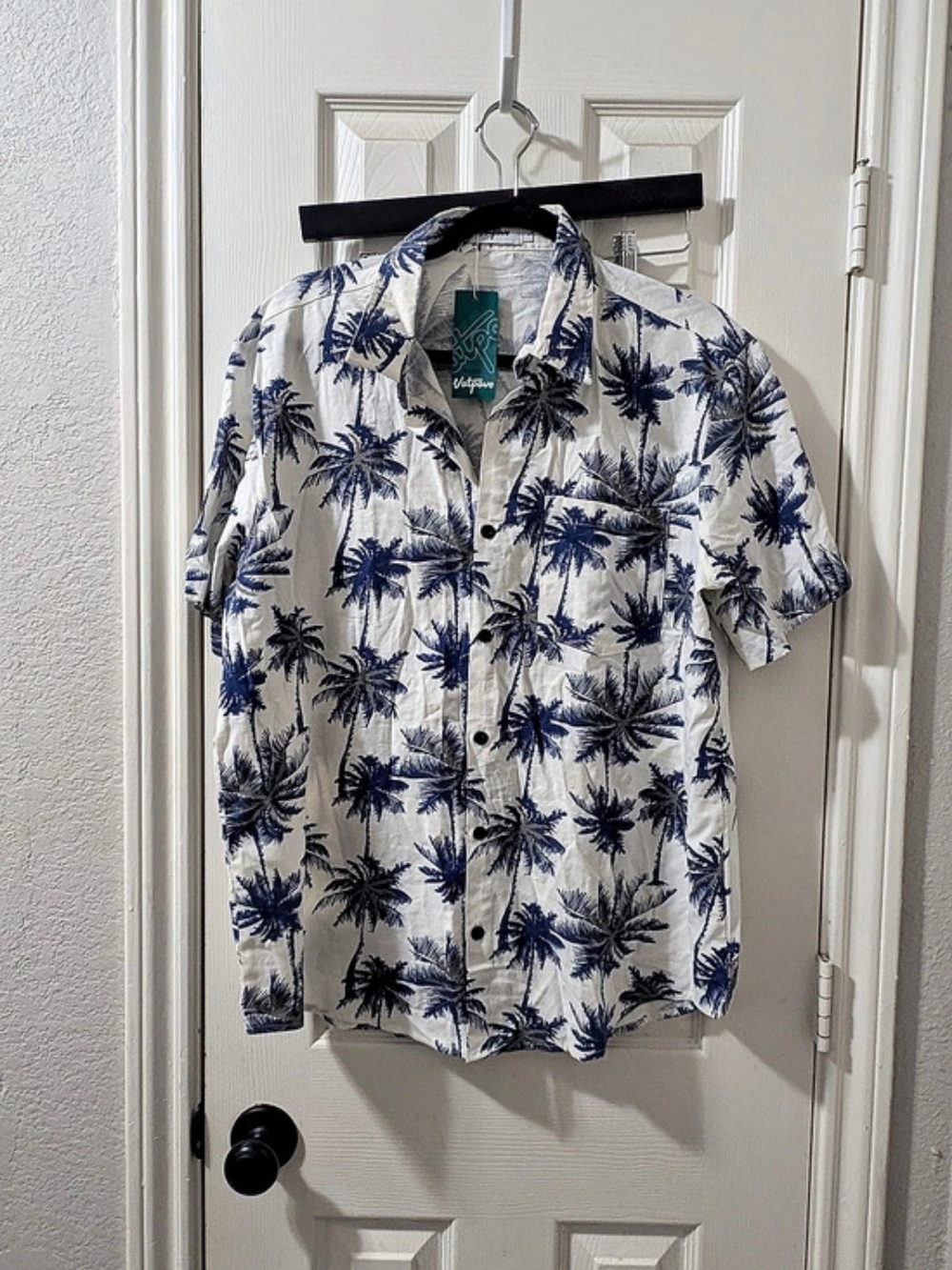 Voltaire Short Sleeve Palm Print Shirt Size Medium NWT